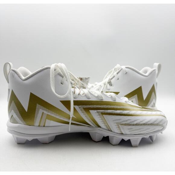 Athletic_Shoes